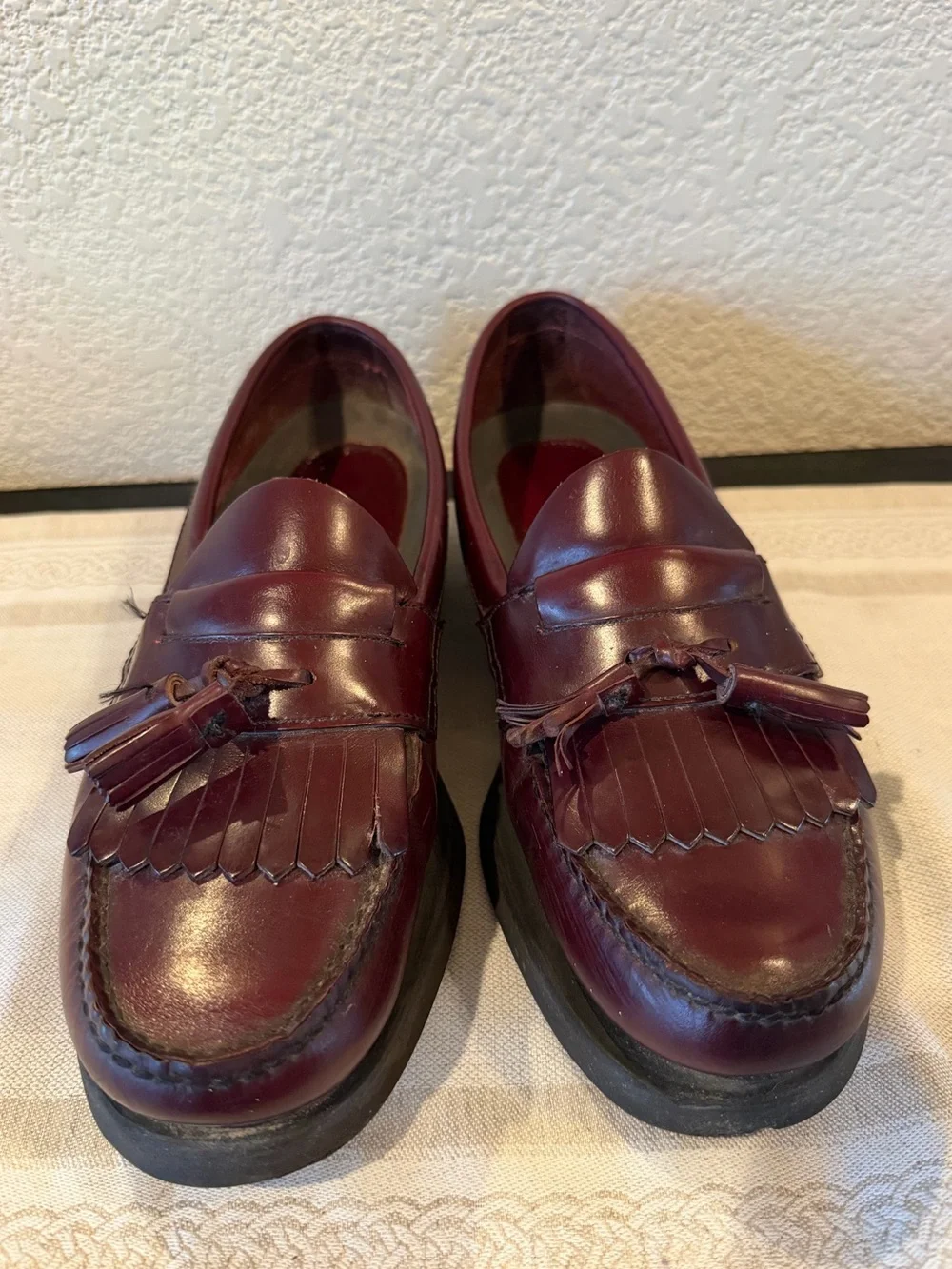 Bass Weejun Wine Leather Tassel Loafers